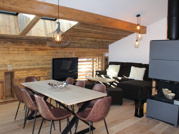 Living room with fireplace